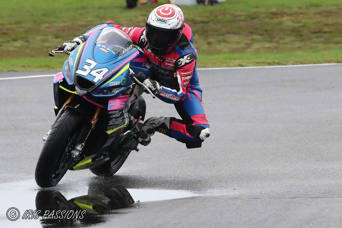 Ecole Française de Moto Argent par la FFM Ecole Française de Moto Argent par la FFM