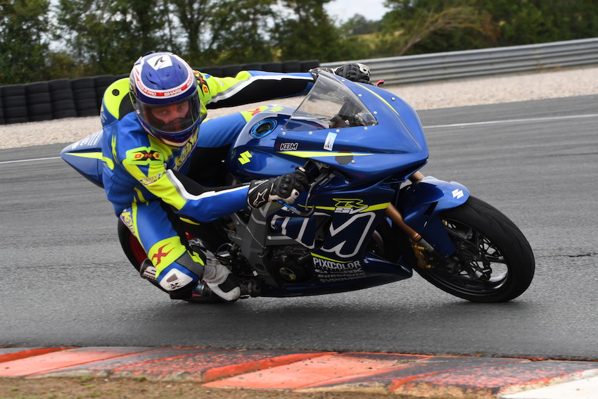 Cours, perfectionnement vitesse moto sur circuit